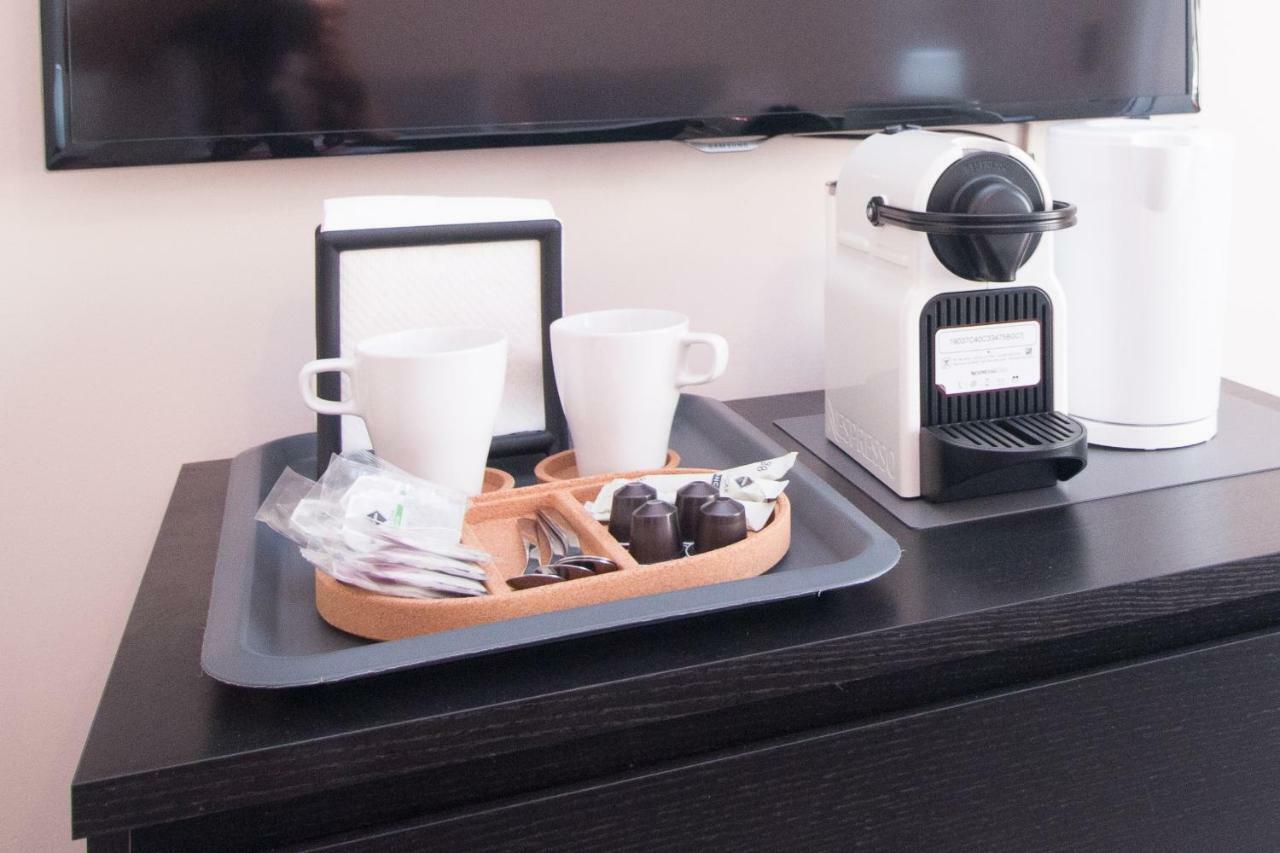 Bet Apartments - Canovas Rooms Valensiya Dış mekan fotoğraf