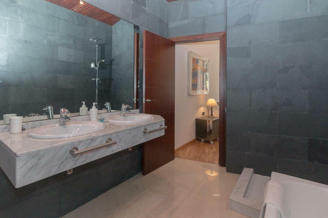 Bet Apartments - Canovas Rooms Valensiya Dış mekan fotoğraf