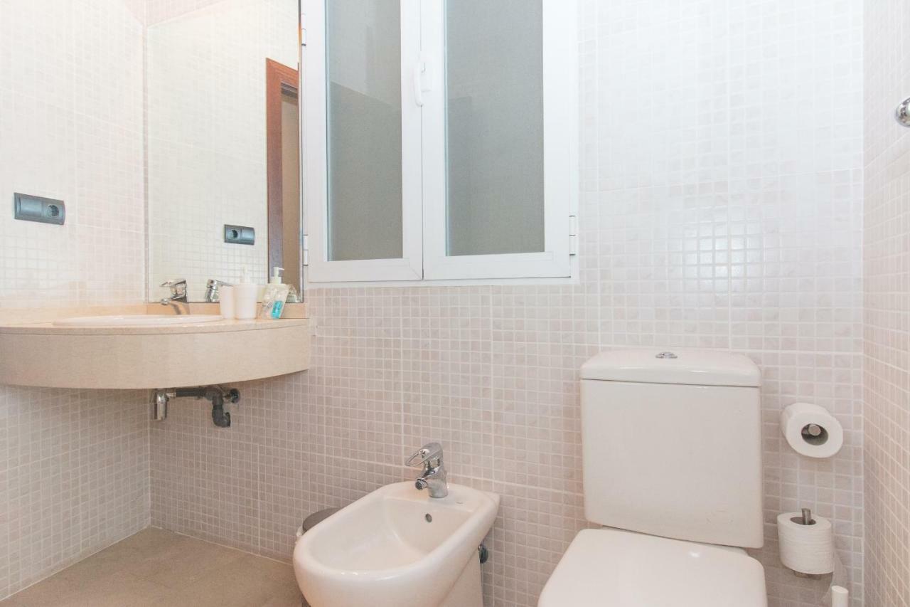 Bet Apartments - Canovas Rooms Valensiya Dış mekan fotoğraf