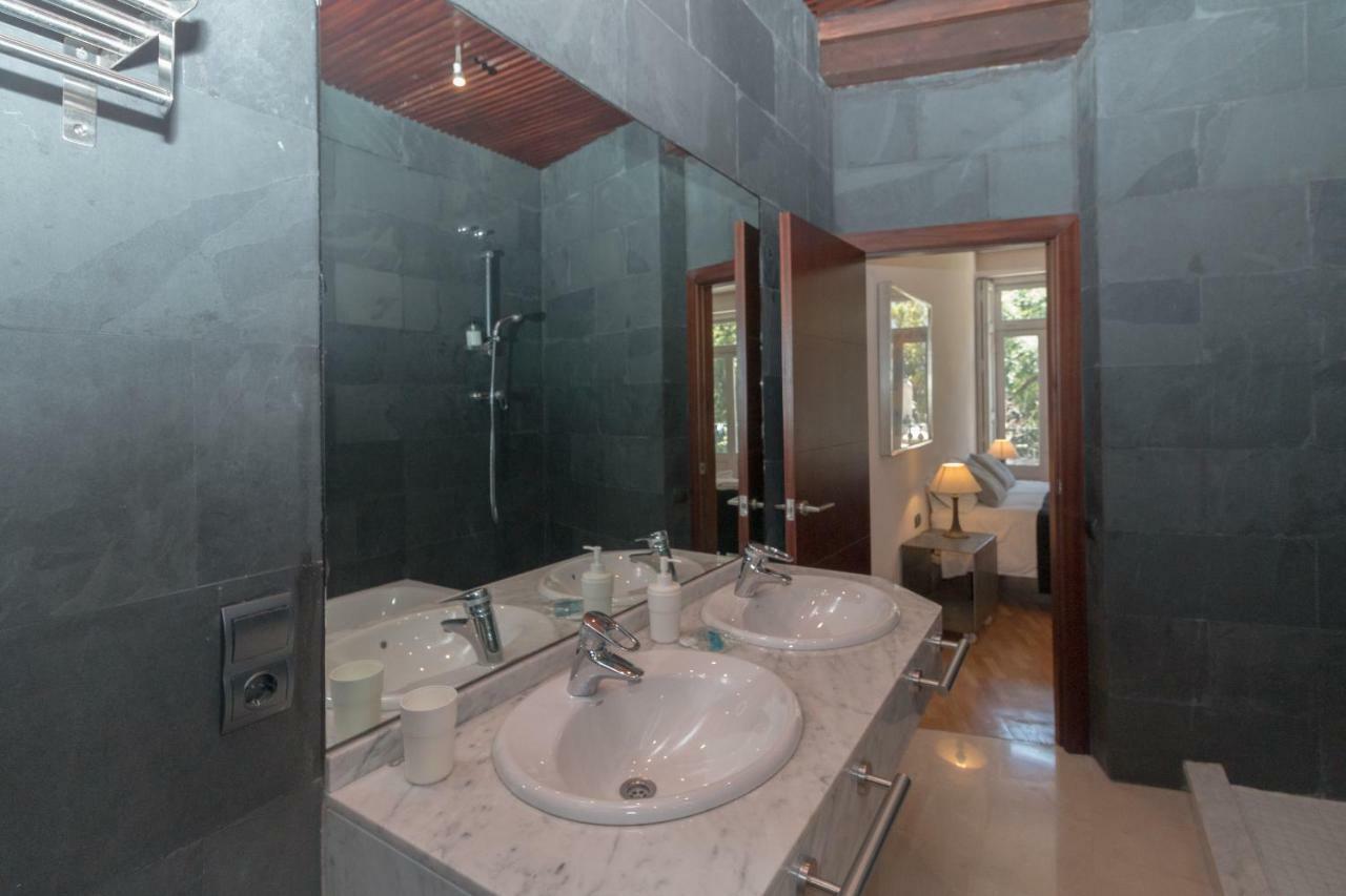 Bet Apartments - Canovas Rooms Valensiya Dış mekan fotoğraf